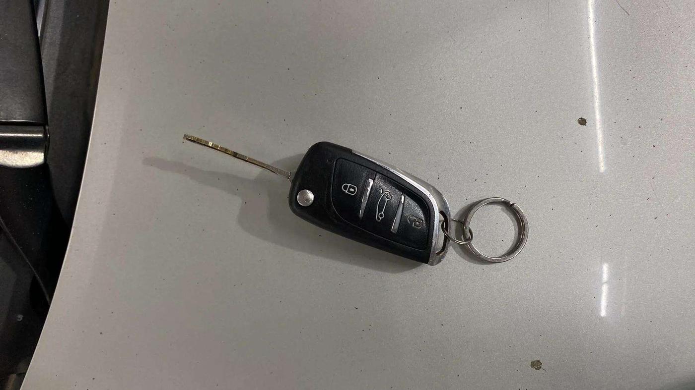 2019 Maruti New Wagon-R LXI 1.0, Petrol, Manual, 56,006 km, Key Close Up