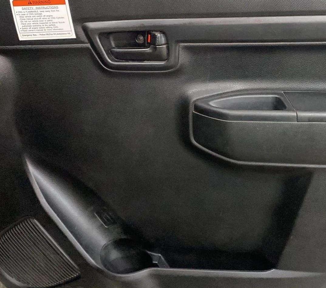 2022 Maruti S PRESSO VXI (O) CNG, CNG, Manual, 44,684 km, Driver Side Door Panels Control