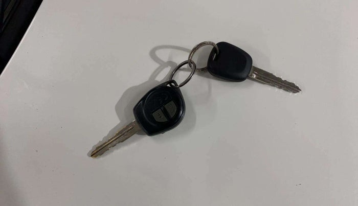 2022 Maruti S PRESSO VXI (O) CNG, CNG, Manual, 44,684 km, Key Close Up