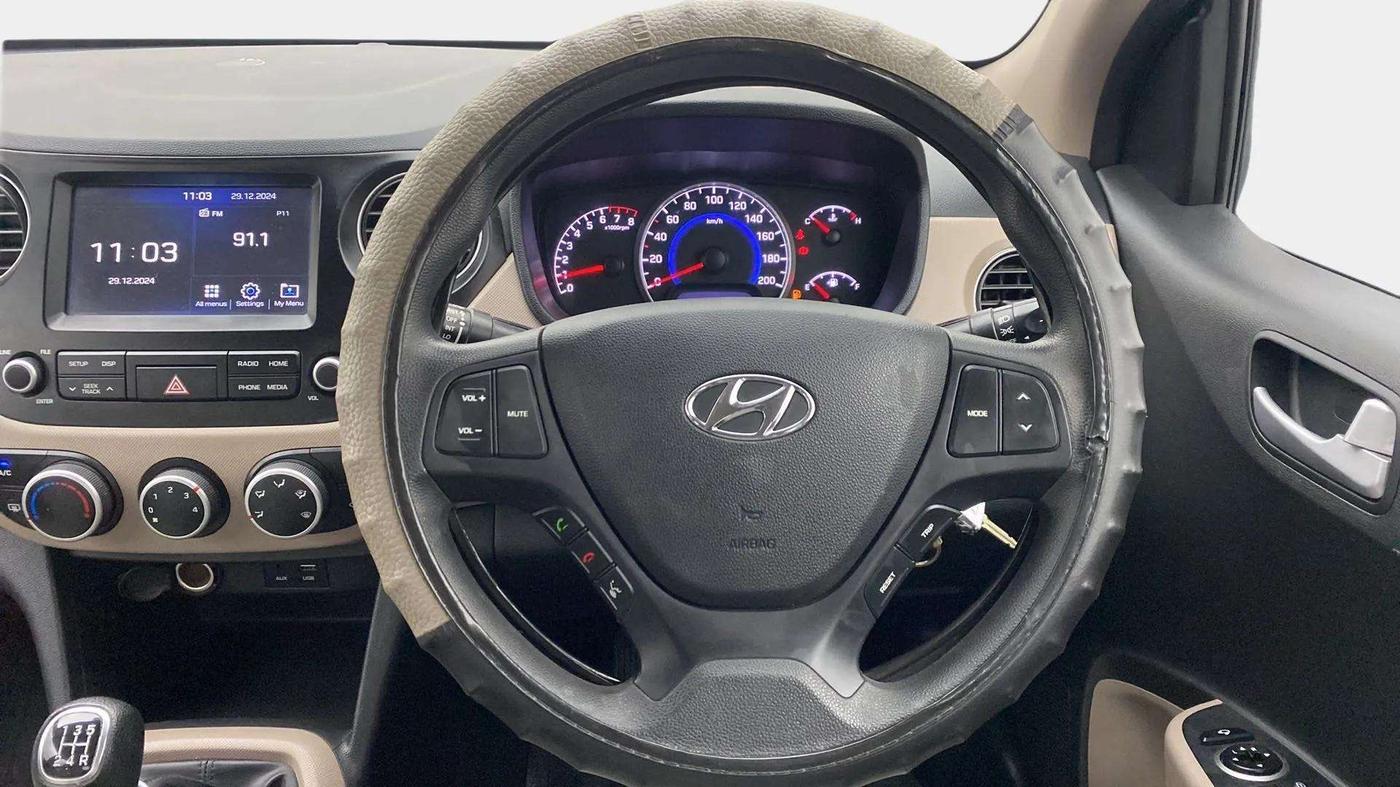 2017 Hyundai Grand i10 ASTA 1.2 KAPPA VTVT, Petrol, Manual, 24,191 km, Steering Wheel Close Up