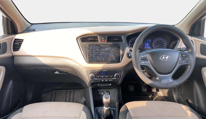 2017 Hyundai Elite i20 ASTA 1.2 (O), Petrol, Manual, 72,067 km, Dashboard