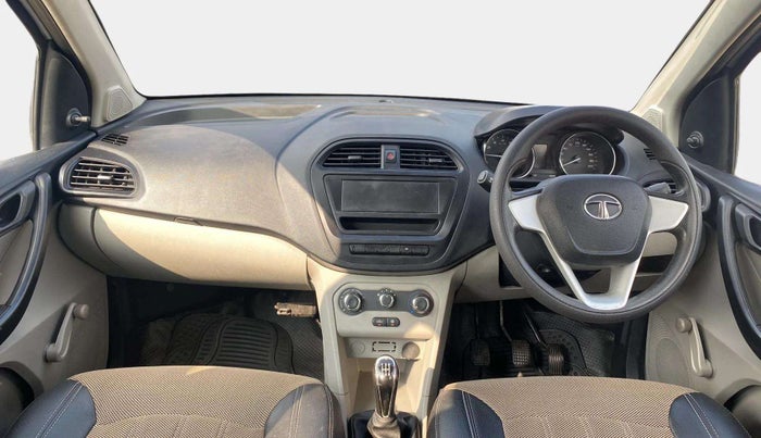 2019 Tata Tiago XE PETROL, Petrol, Manual, 26,139 km, Dashboard