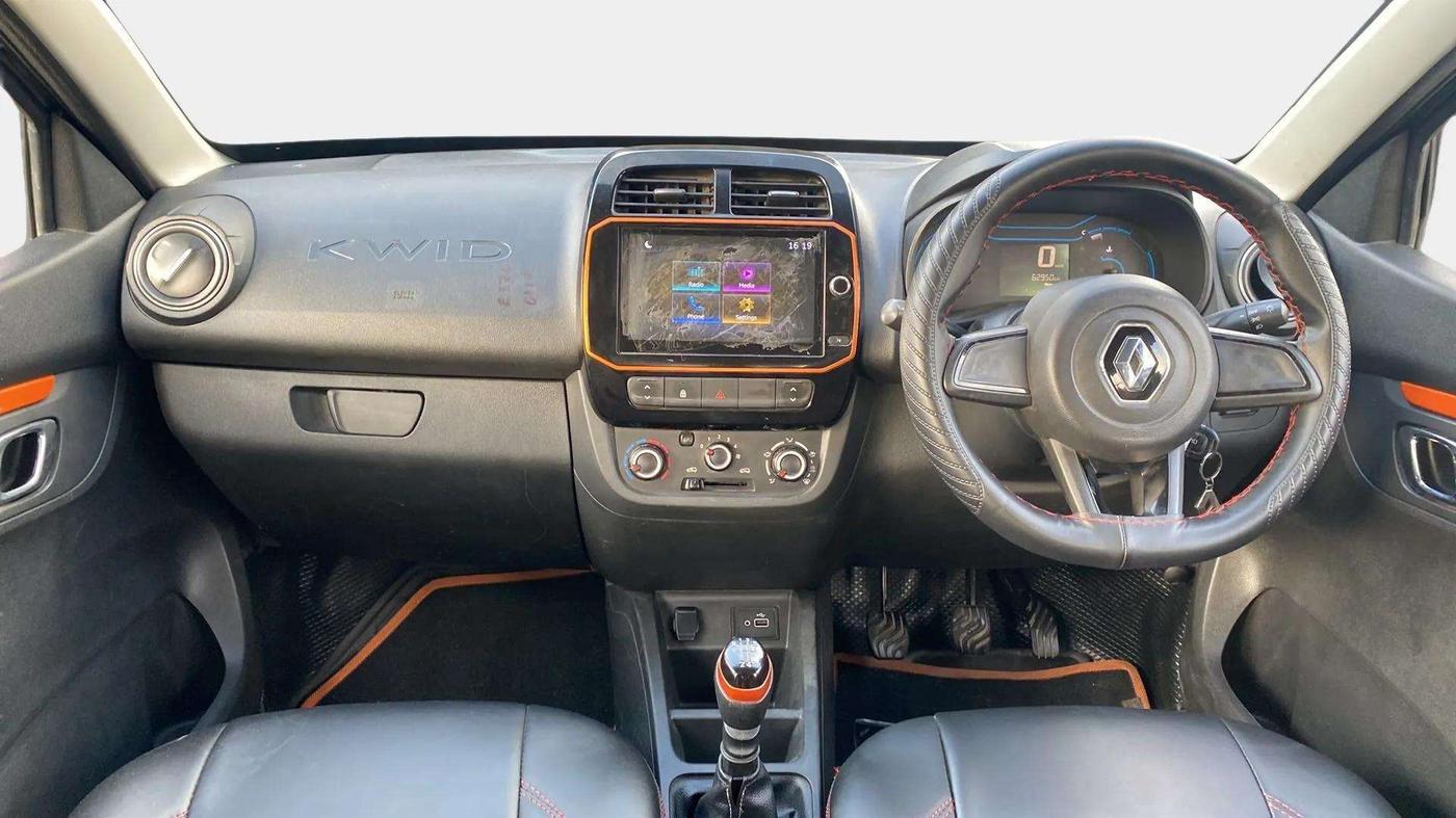 2020 Renault Kwid CLIMBER 1.0 (O), Petrol, Manual, 62,968 km, Dashboard