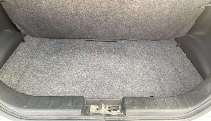 2019 Maruti Alto LXI, Petrol, Manual, 13,226 km, Boot Inside