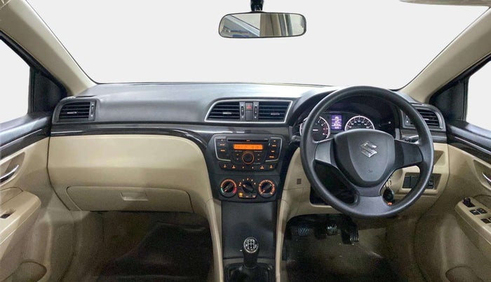 2014 Maruti Ciaz VXI, Petrol, Manual, 50,820 km, Dashboard