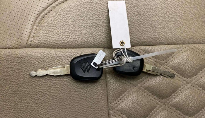 2021 Maruti Dzire LXI, Petrol, Manual, 53,613 km, Key Close Up