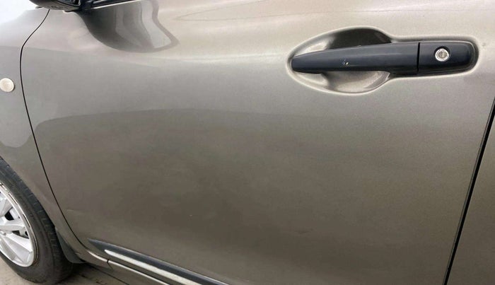 2021 Maruti Dzire LXI, Petrol, Manual, 53,613 km, Front passenger door - Minor scratches