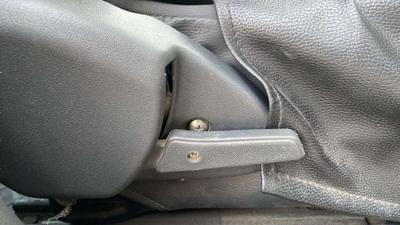 2016 Maruti Alto 800 VXI, Petrol, Manual, 54,364 km, Driver Side Adjustment Panel