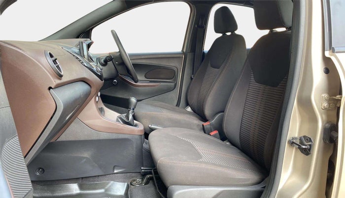 2018 Ford FREESTYLE TITANIUM 1.2 PETROL, Petrol, Manual, 44,661 km, Right Side Front Door Cabin