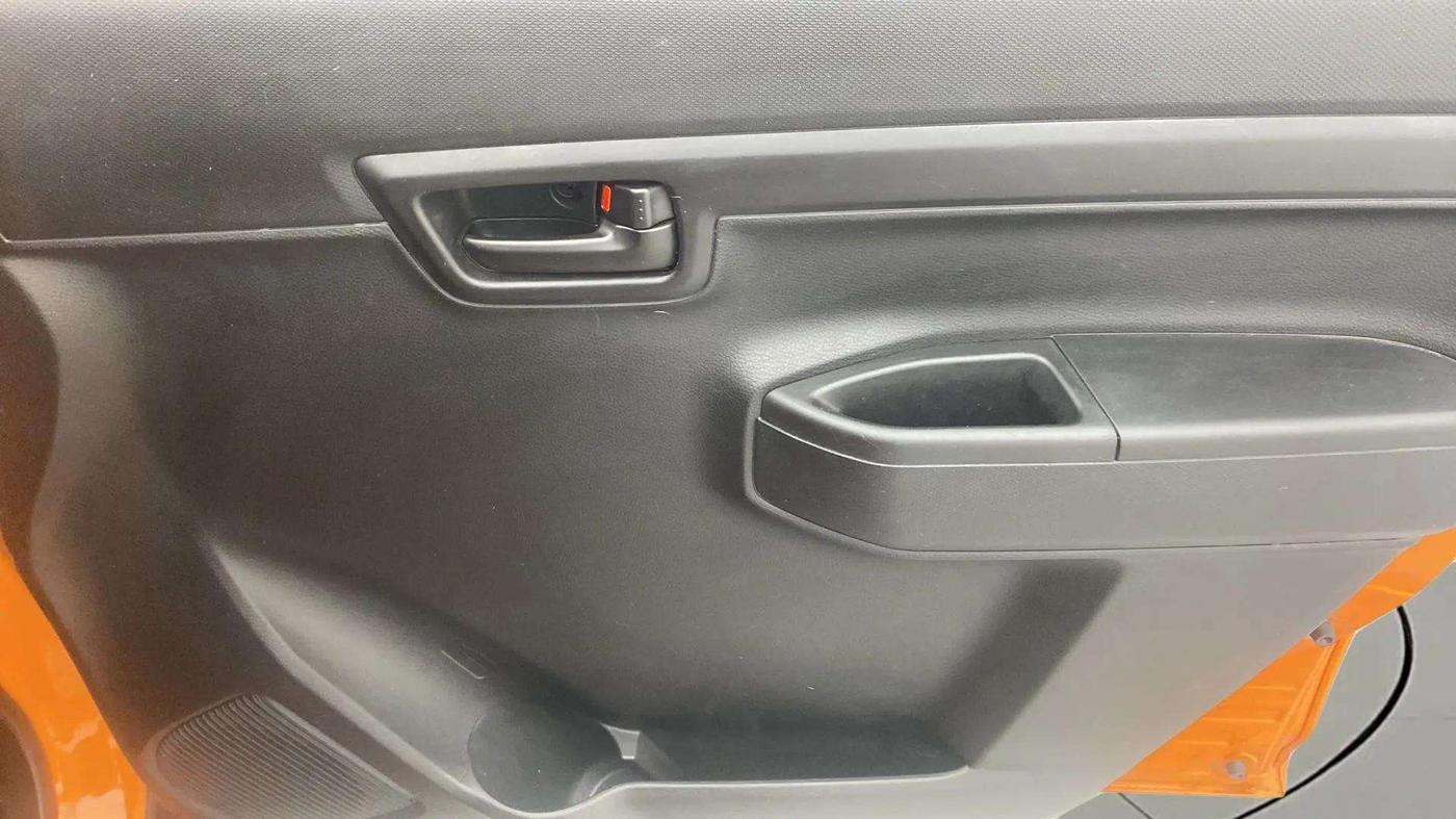 2023 Maruti S PRESSO VXI+, Petrol, Manual, 4,197 km, Driver Side Door Panels Control