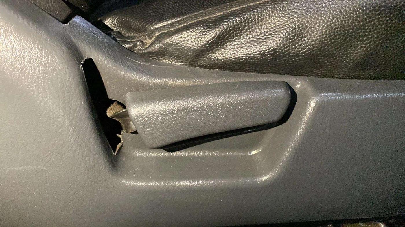 2017 Maruti Alto K10 VXI, Petrol, Manual, 69,793 km, Driver Side Adjustment Panel