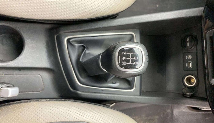 2015 Hyundai Elite i20 ASTA 1.2, Petrol, Manual, 78,955 km, Gear Lever