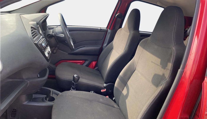 2017 Datsun Redi Go T, Petrol, Manual, 31,319 km, Right Side Front Door Cabin