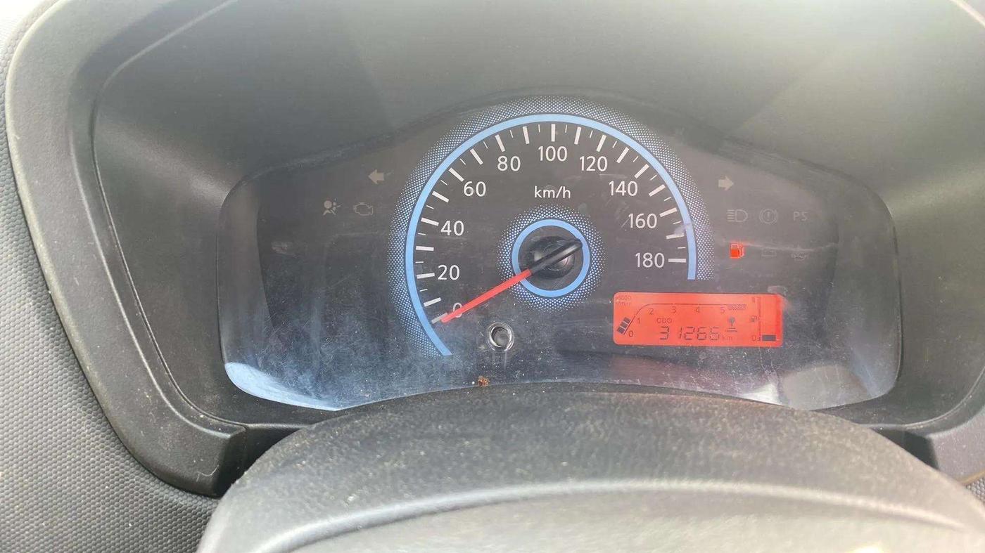 2017 Datsun Redi Go T, Petrol, Manual, 31,319 km, Odometer Image