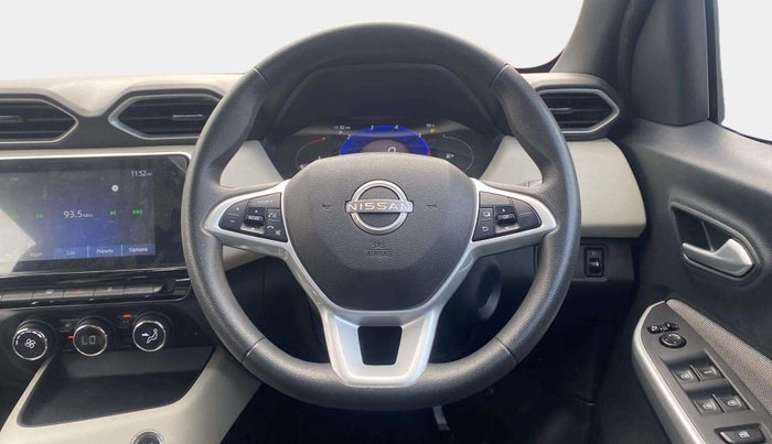 2022 Nissan MAGNITE XV TURBO CVT, Petrol, Automatic, 15,728 km, Steering Wheel Close Up