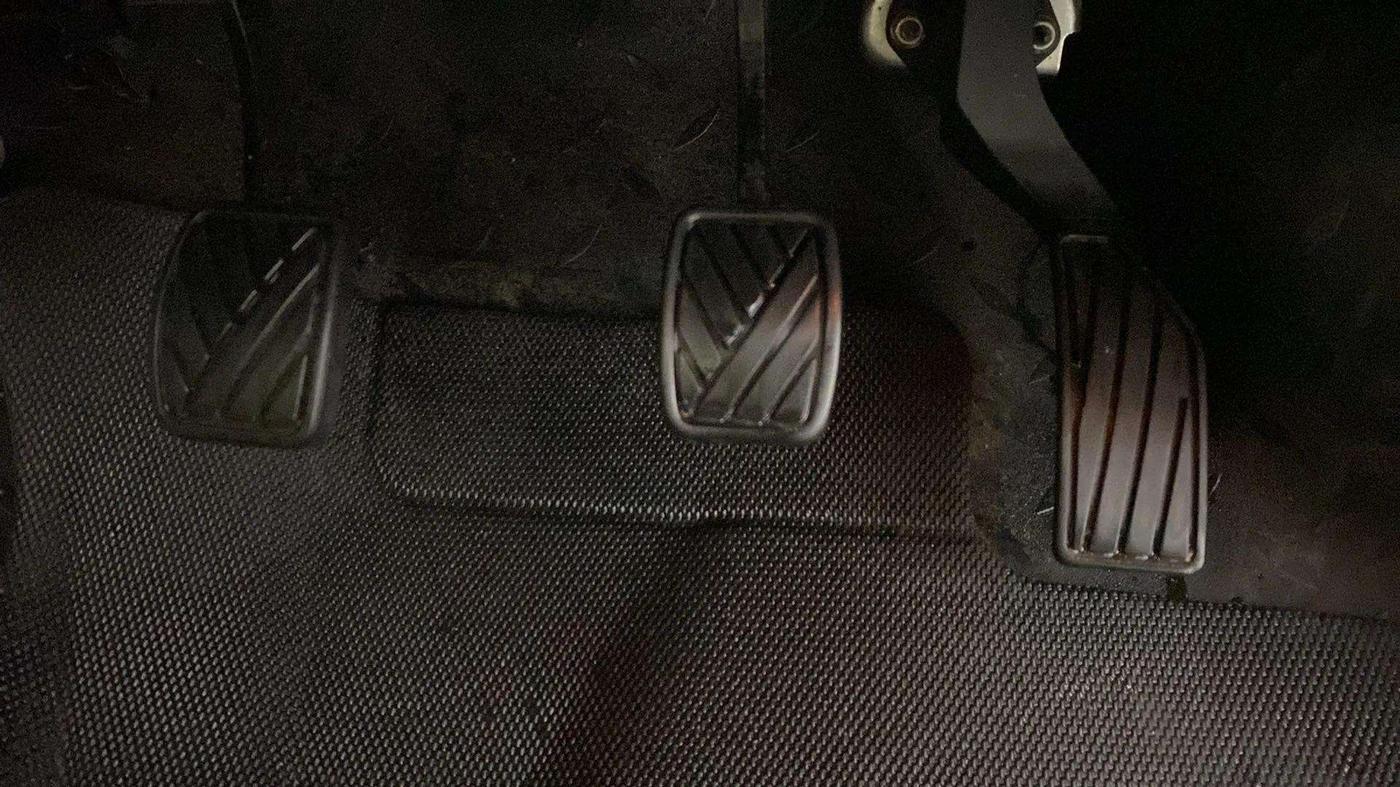 2017 Maruti Ciaz ALPHA 1.4 PETROL, Petrol, Manual, 63,195 km, Pedals