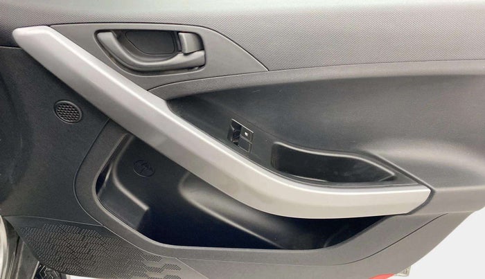 2022 Tata NEXON XE PETROL, Petrol, Manual, 14,826 km, Driver Side Door Panels Control