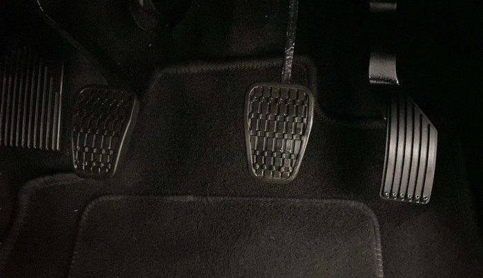 2022 Tata NEXON XE PETROL, Petrol, Manual, 14,826 km, Pedals