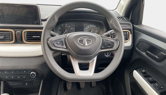 2022 Tata PUNCH ACCOMPLISHED MT, Petrol, Manual, 12,044 km, Steering Wheel Close Up