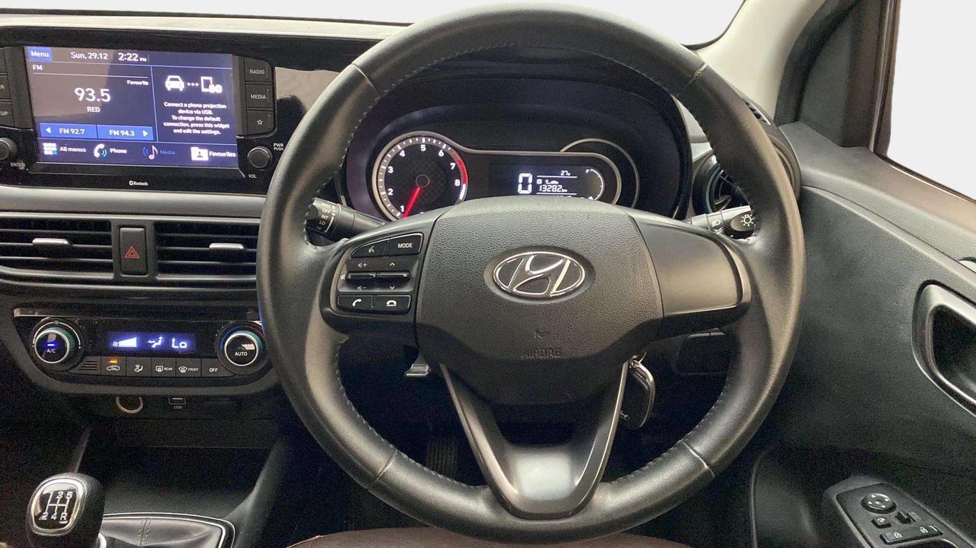 2021 Hyundai GRAND I10 NIOS SPORTZ 1.2 KAPPA VTVT DUAL TONE, Petrol, Manual, 32,524 km, Steering Wheel Close Up