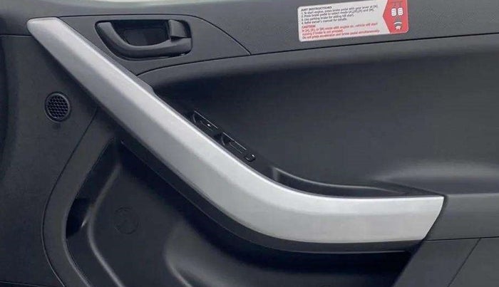 2022 Tata NEXON XMA PETROL, Petrol, Automatic, 14,655 km, Driver Side Door Panels Control