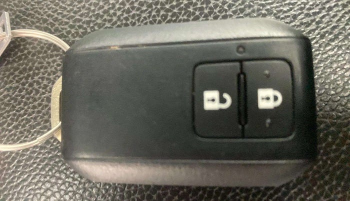 2019 Maruti XL6 ALPHA AT, Petrol, Automatic, 38,516 km, Key Close Up