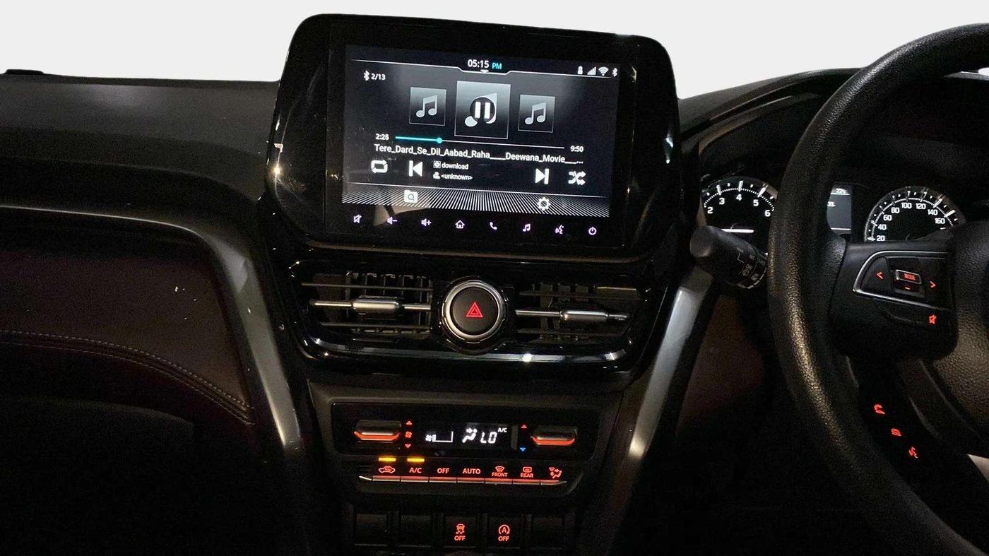 2023 Maruti Grand Vitara ZETA SMART HYBRID AT, Petrol, Automatic, 8,939 km, Air Conditioner