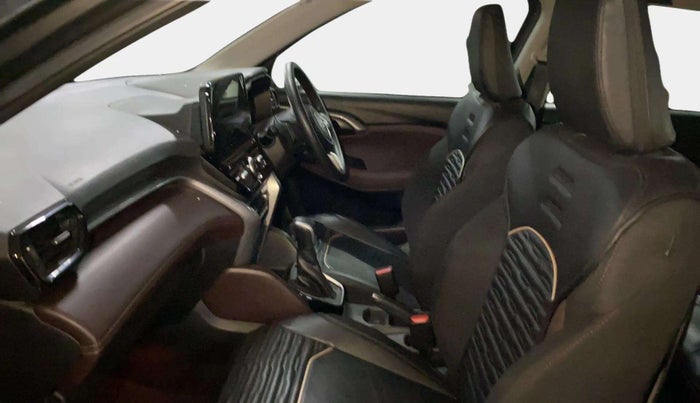 2023 Maruti Grand Vitara ZETA SMART HYBRID AT, Petrol, Automatic, 8,819 km, Right Side Front Door Cabin