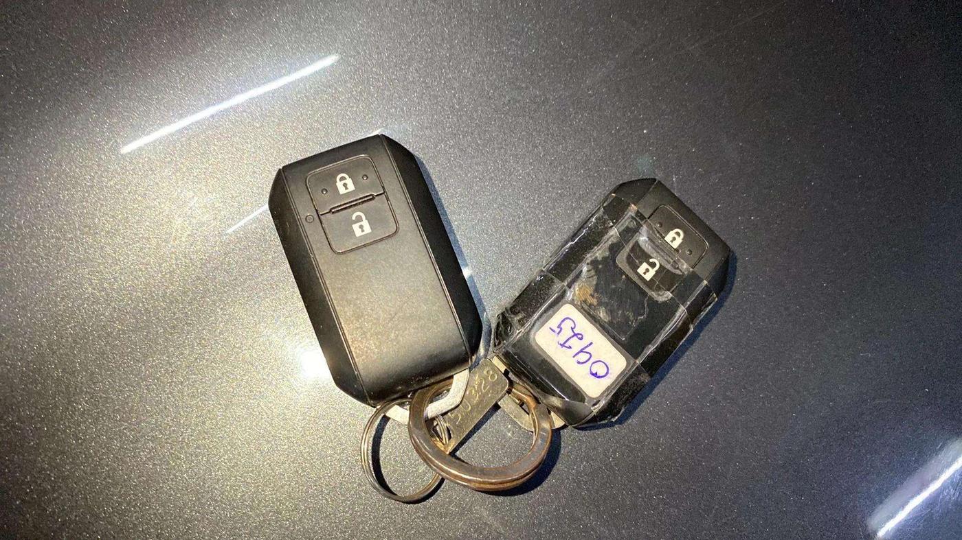 2023 Maruti Grand Vitara ZETA SMART HYBRID AT, Petrol, Automatic, 8,939 km, Key Close Up