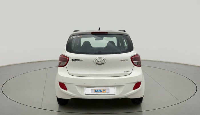 2015 Hyundai Grand i10 SPORTZ 1.2 KAPPA VTVT, Petrol, Manual, 49,770 km, Back/Rear