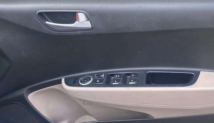 2015 Hyundai Grand i10 ASTA AT 1.2 KAPPA VTVT, Petrol, Automatic, 71,813 km, Driver Side Door Panels Control