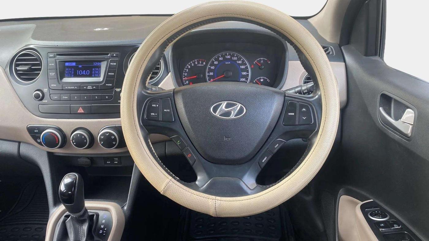 2015 Hyundai Grand i10 ASTA AT 1.2 KAPPA VTVT, Petrol, Automatic, 71,813 km, Steering Wheel Close Up