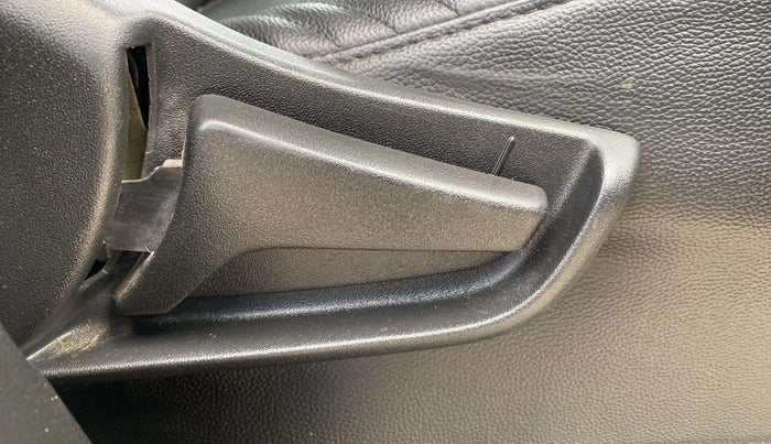 2020 Maruti S PRESSO VXI (O), Petrol, Manual, 30,396 km, Driver Side Adjustment Panel