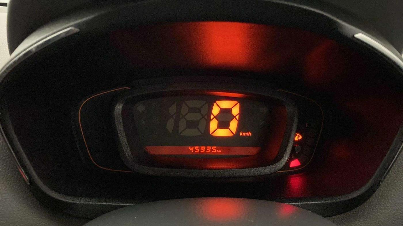 2016 Renault Kwid RXT 1.0, Petrol, Manual, 46,228 km, Odometer Image