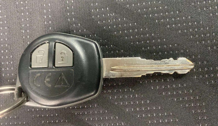 2021 Maruti Swift VXI, Petrol, Manual, 28,332 km, Key Close Up
