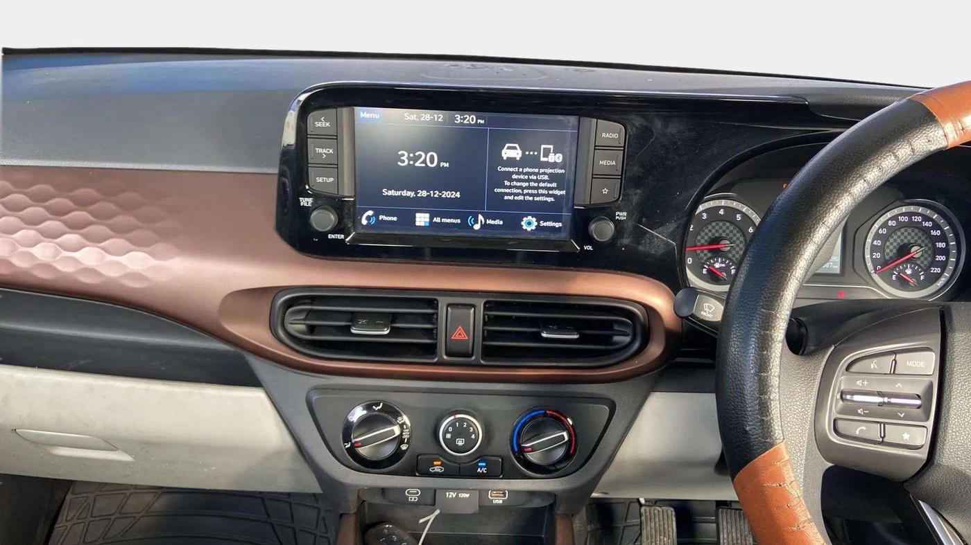 2023 Hyundai AURA SX 1.2 CNG, CNG, Manual, 32,076 km, Air Conditioner