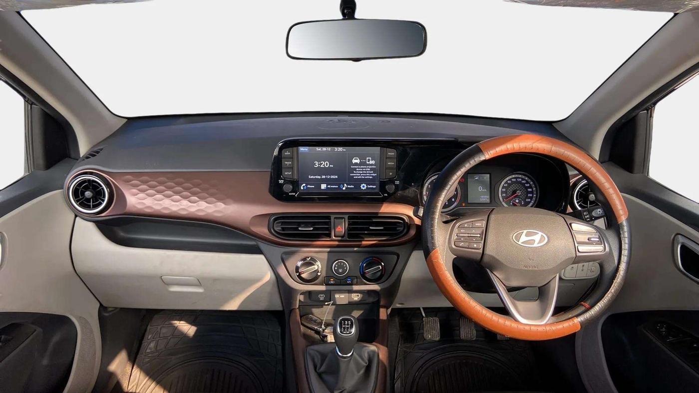2023 Hyundai AURA SX 1.2 CNG, CNG, Manual, 32,076 km, Dashboard