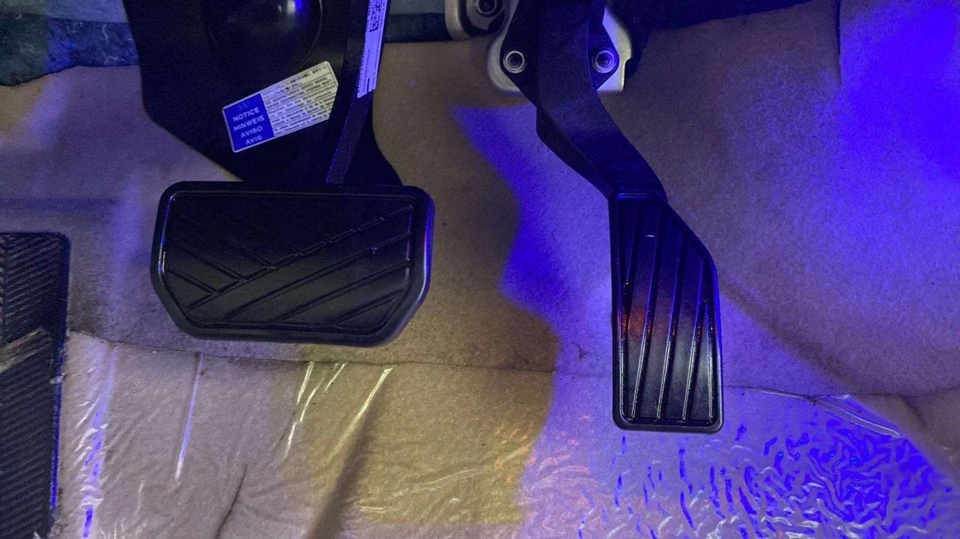 2021 Maruti Ciaz ALPHA  AT 1.5 SHVS PETROL, Petrol, Automatic, 38,539 km, Pedals