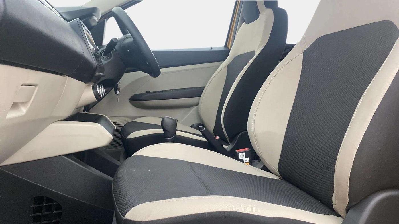 2020 Renault TRIBER RXT AMT, Petrol, Automatic, 3,621 km, Right Side Front Door Cabin