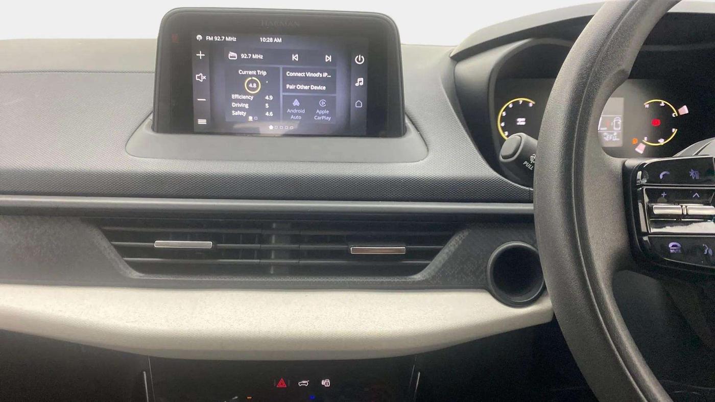 2024 Tata NEXON PURE 1.2 PETROL, Petrol, Manual, 4,501 km, Air Conditioner