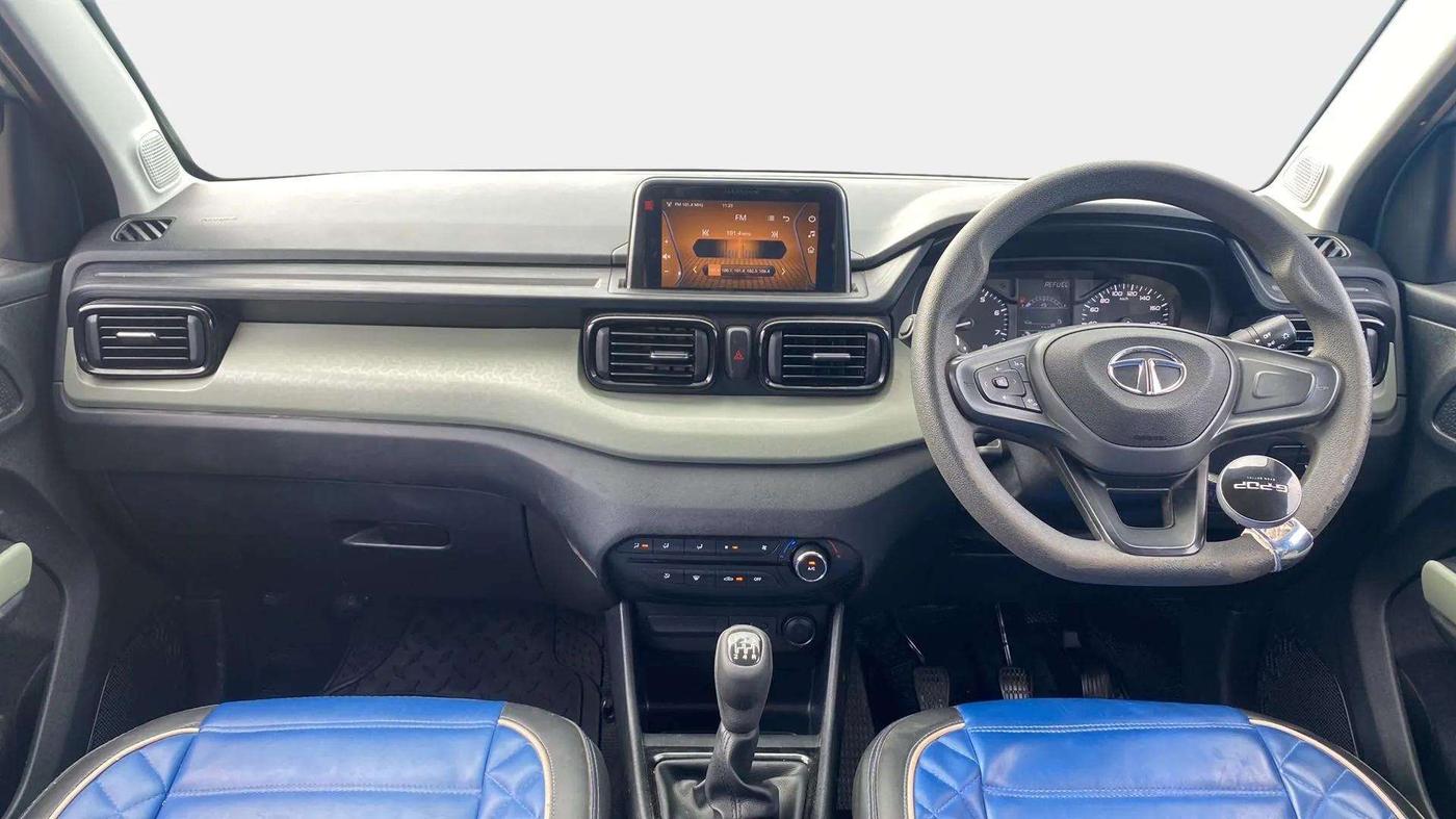 2022 Tata PUNCH ADVENTURE MT, Petrol, Manual, 34,119 km, Dashboard
