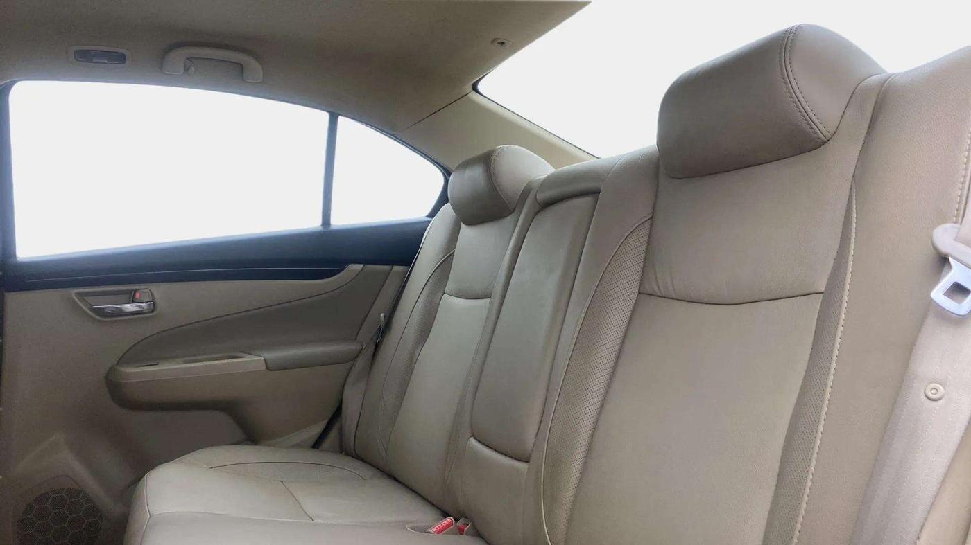 2017 Maruti Ciaz ALPHA 1.4 PETROL, Petrol, Manual, 55,407 km, Right Side Rear Door Cabin