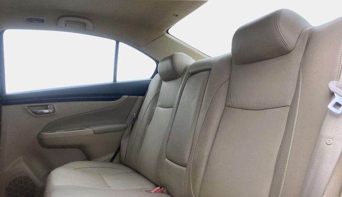 2017 Maruti Ciaz ALPHA 1.4 PETROL, Petrol, Manual, 55,407 km, Right Side Rear Door Cabin