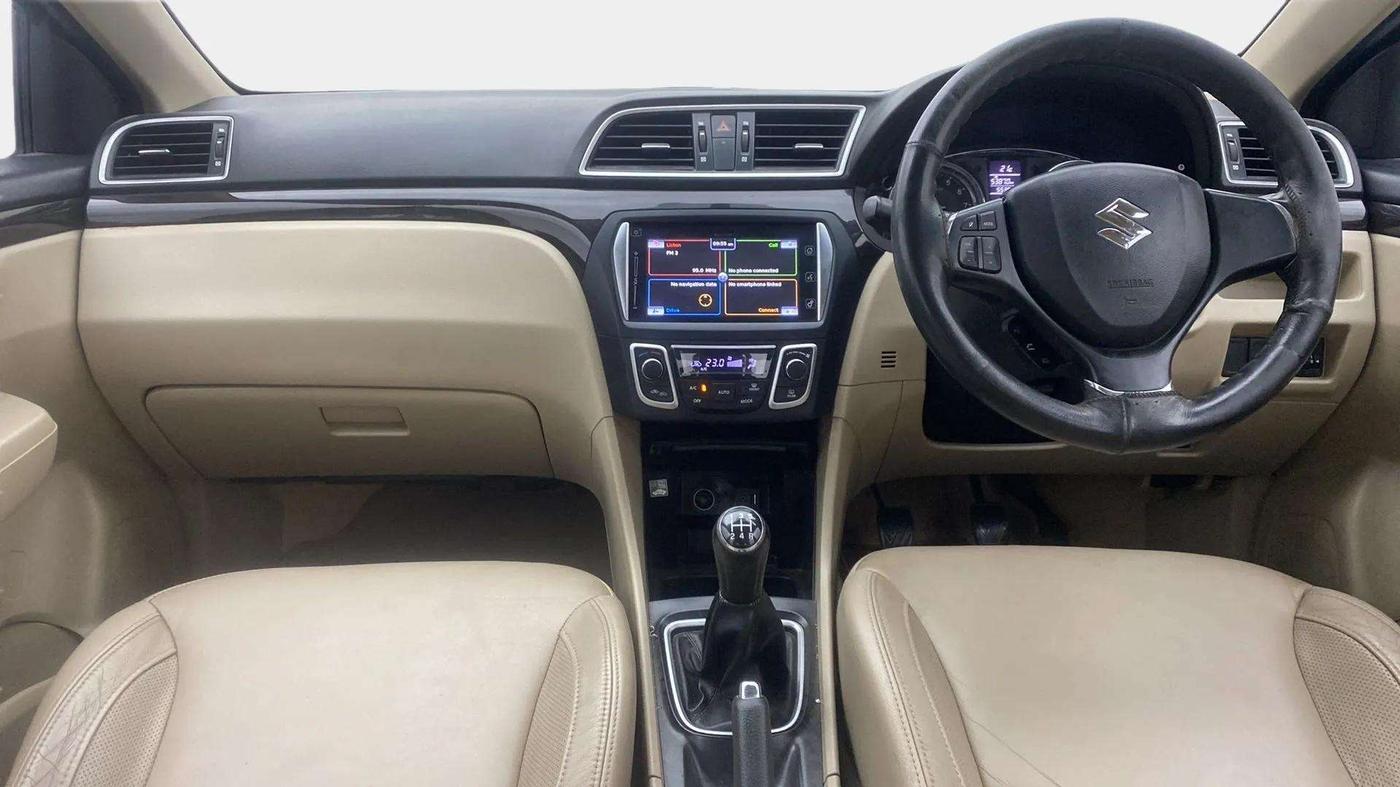 2017 Maruti Ciaz ALPHA 1.4 PETROL, Petrol, Manual, 55,407 km, Dashboard