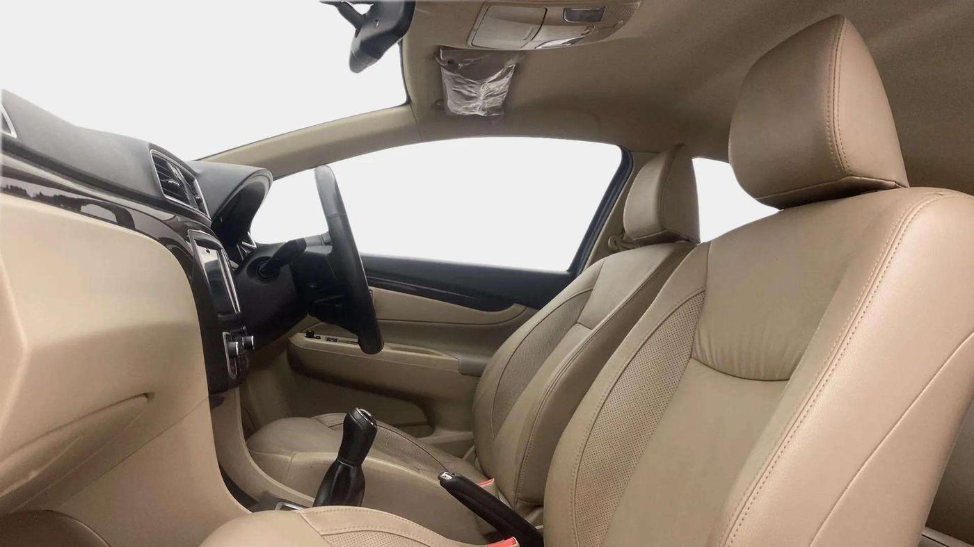 2017 Maruti Ciaz ALPHA 1.4 PETROL, Petrol, Manual, 55,407 km, Right Side Front Door Cabin