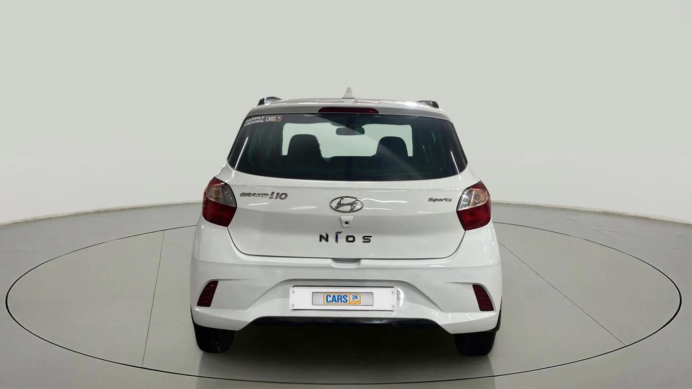 2020 Hyundai GRAND I10 NIOS SPORTZ 1.2 KAPPA VTVT DUAL TONE, Petrol, Manual, 45,075 km, Back/Rear
