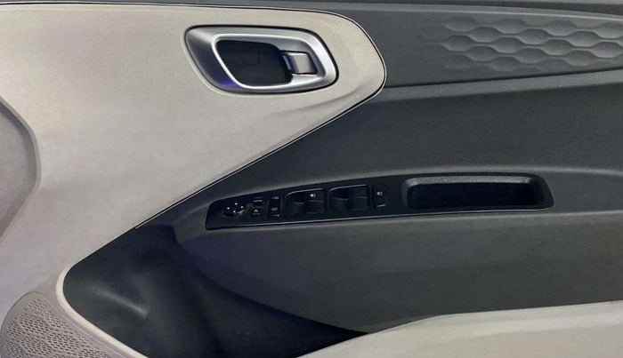2020 Hyundai GRAND I10 NIOS SPORTZ 1.2 KAPPA VTVT DUAL TONE, Petrol, Manual, 45,075 km, Driver Side Door Panels Control