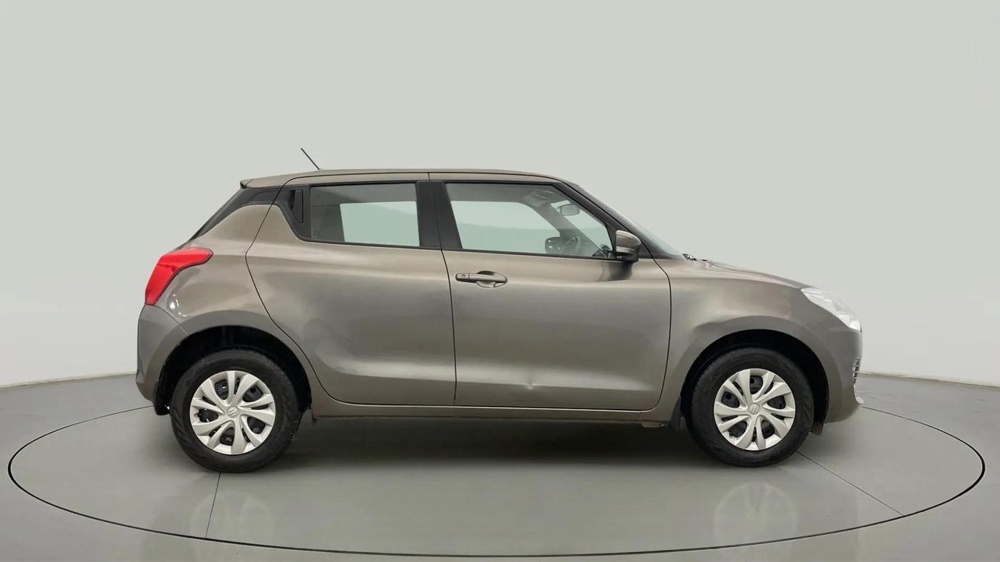 2023 Maruti Swift VXI AMT, Petrol, Automatic, 27,161 km, Right Side View