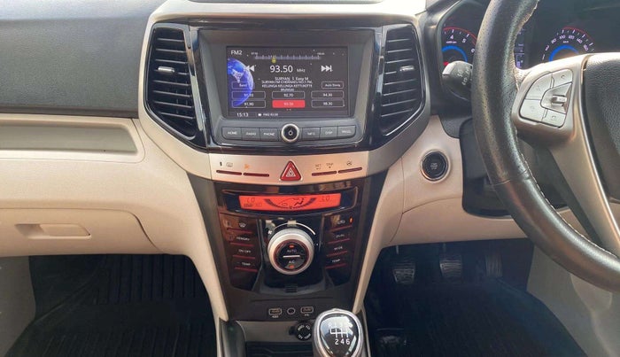 2023 Mahindra XUV300 W8 1.2 PETROL, Petrol, Manual, 25,905 km, Air Conditioner