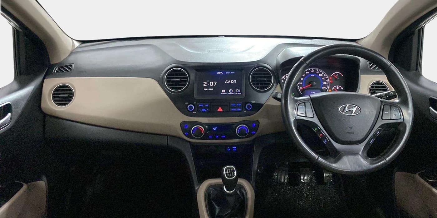 2017 Hyundai Grand i10 ASTA 1.2 KAPPA VTVT, Petrol, Manual, 38,148 km, Dashboard
